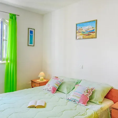 Beautiful In With House Sea View