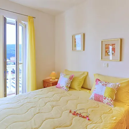 4 Bedroom Beautiful In Vakantiehuis *